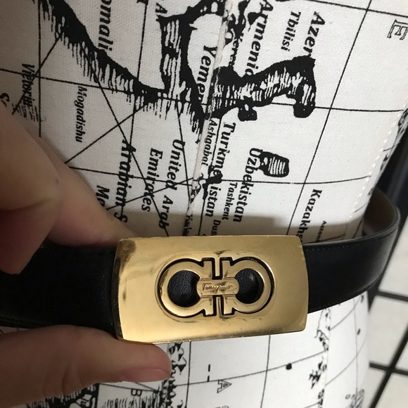 Vintage Designer Leather Classic accessory Gold buckle waist belt chocolate 🍫 - Picture 5 of 15